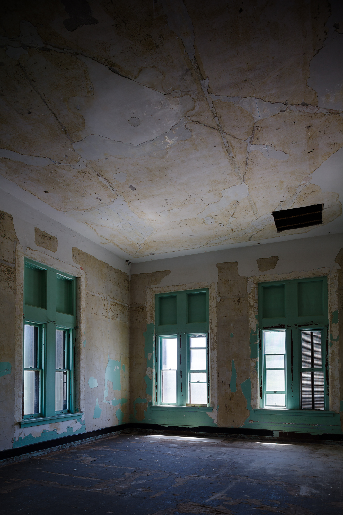 Empty room at Buffalo State Hospital.