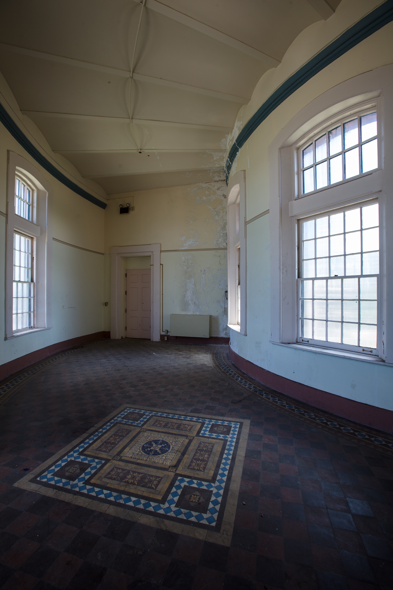 Connector between wings of Buffalo State Hospital