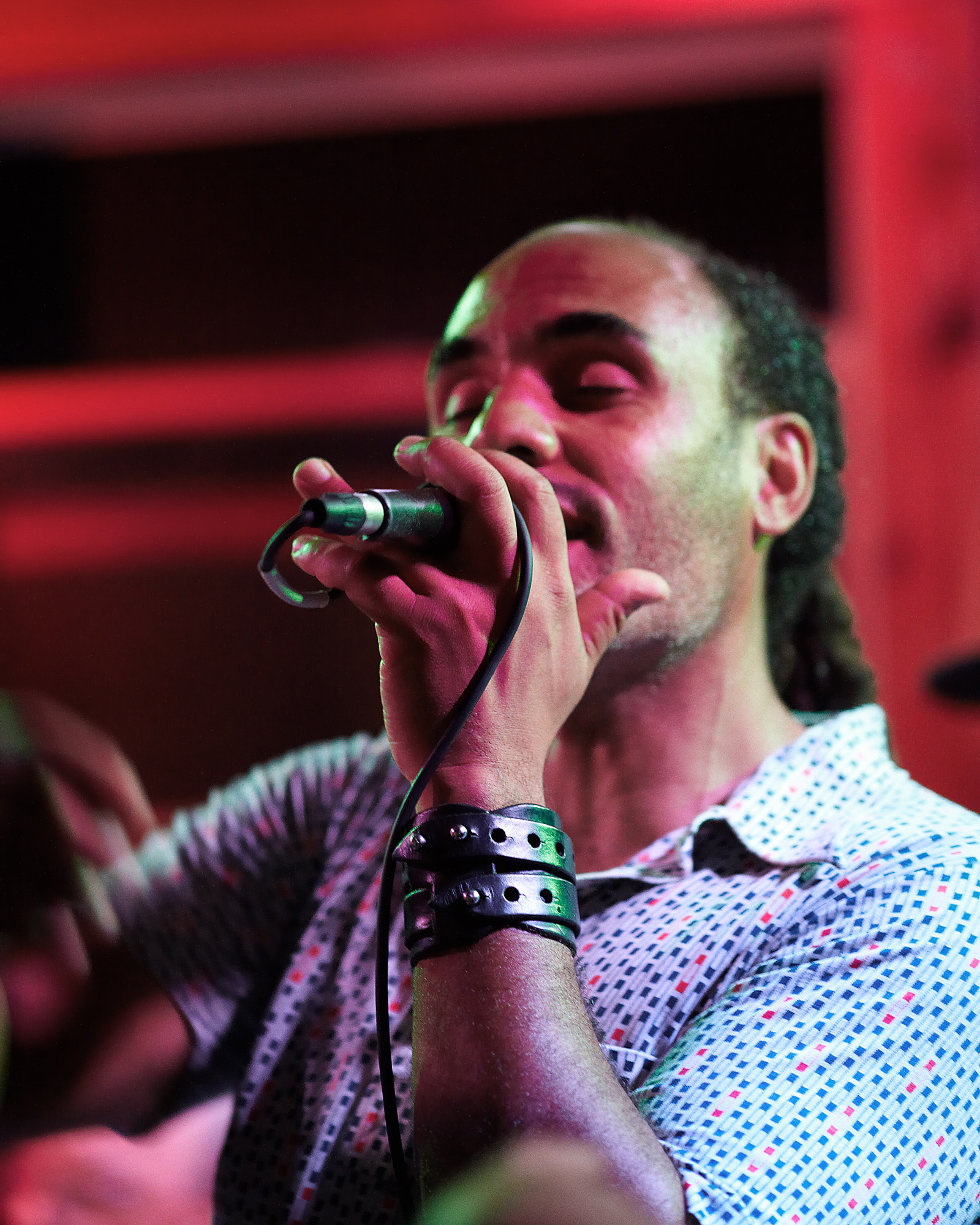 Eliott Martin, former lead singer of John Brown's Body, at the Welfleet Beachcomber July 30, 2010.