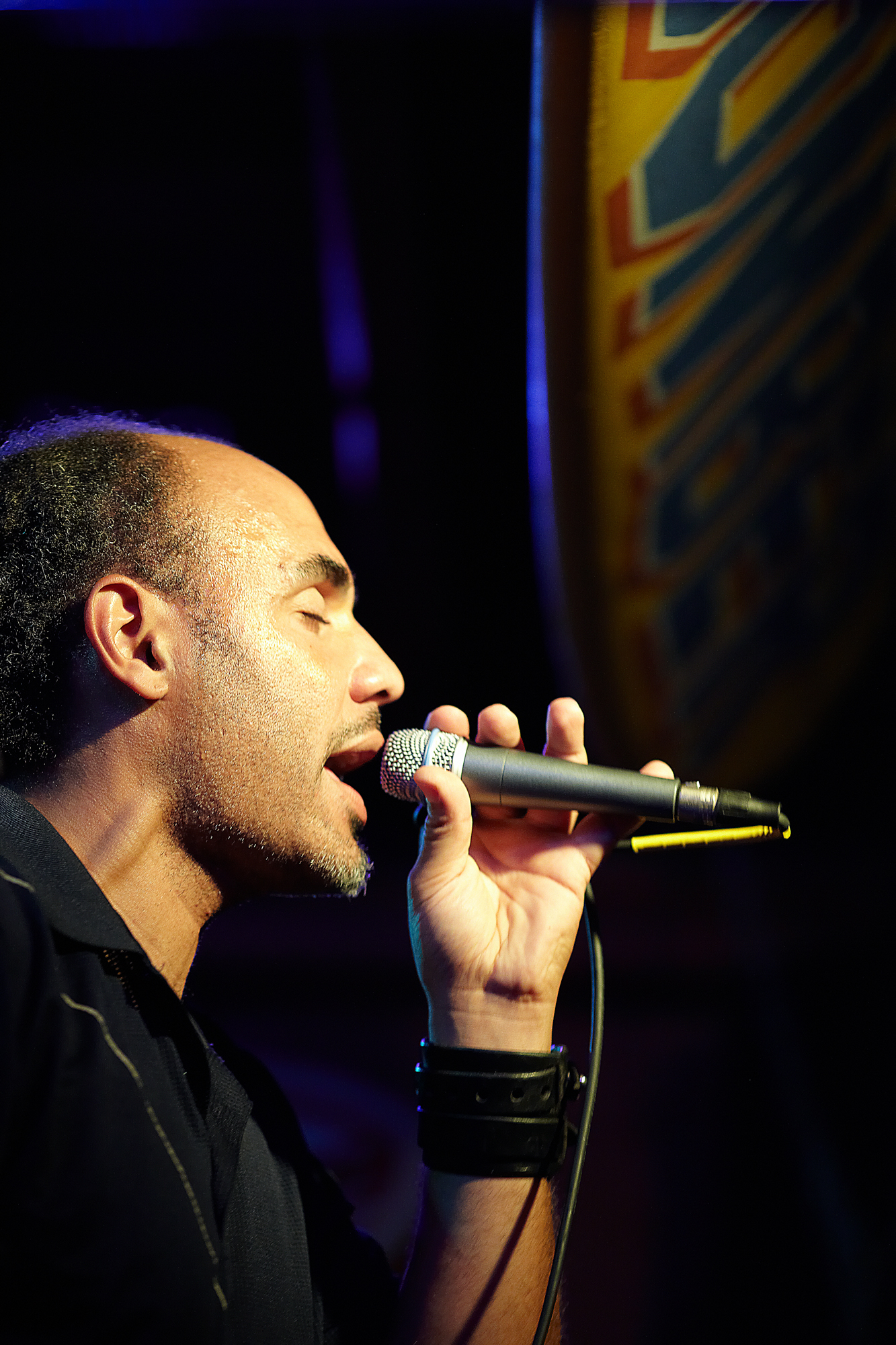Eliott Martin, former lead singer of John Brown's Body, at the Welfleet Beachcomber July 30, 2010.